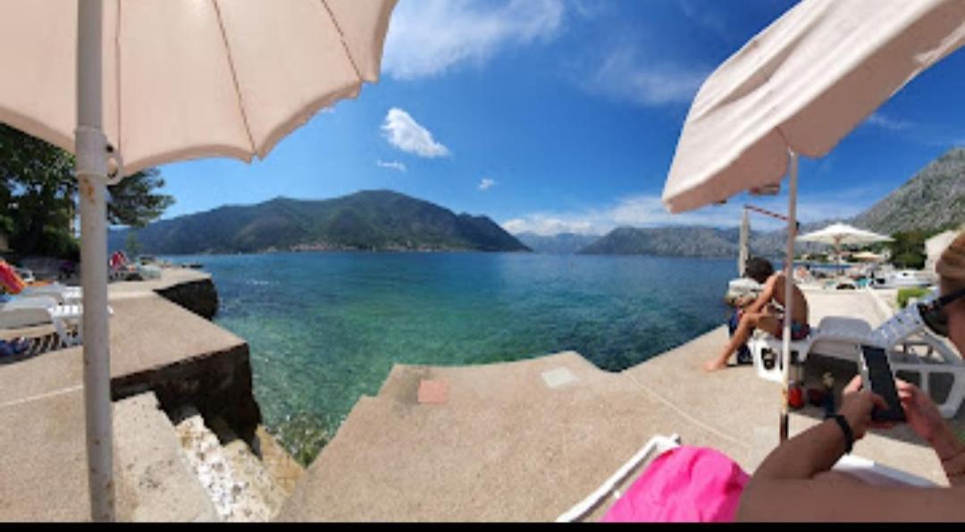 Apartment Jovan2,On The Beach With Free Wi-Fi Kotor Phòng bức ảnh